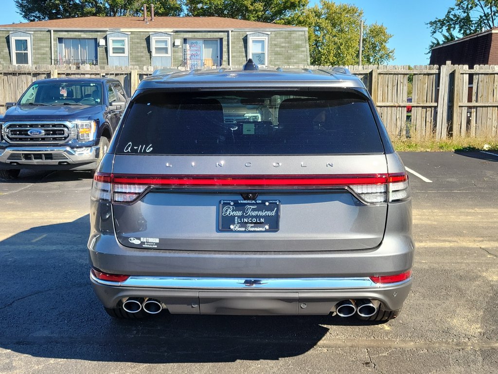New 2027 Lincoln Aviator Reserve AWD/4WD image 5