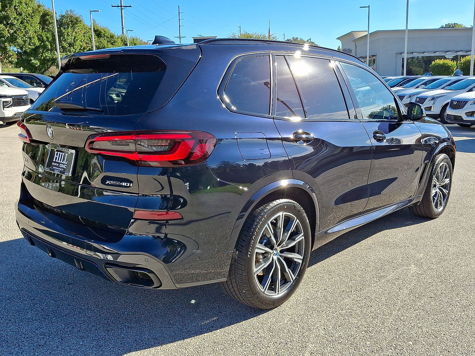Used 2022 BMW X5 xDrive40i w/ M Sport Package AWD/4WD image 25