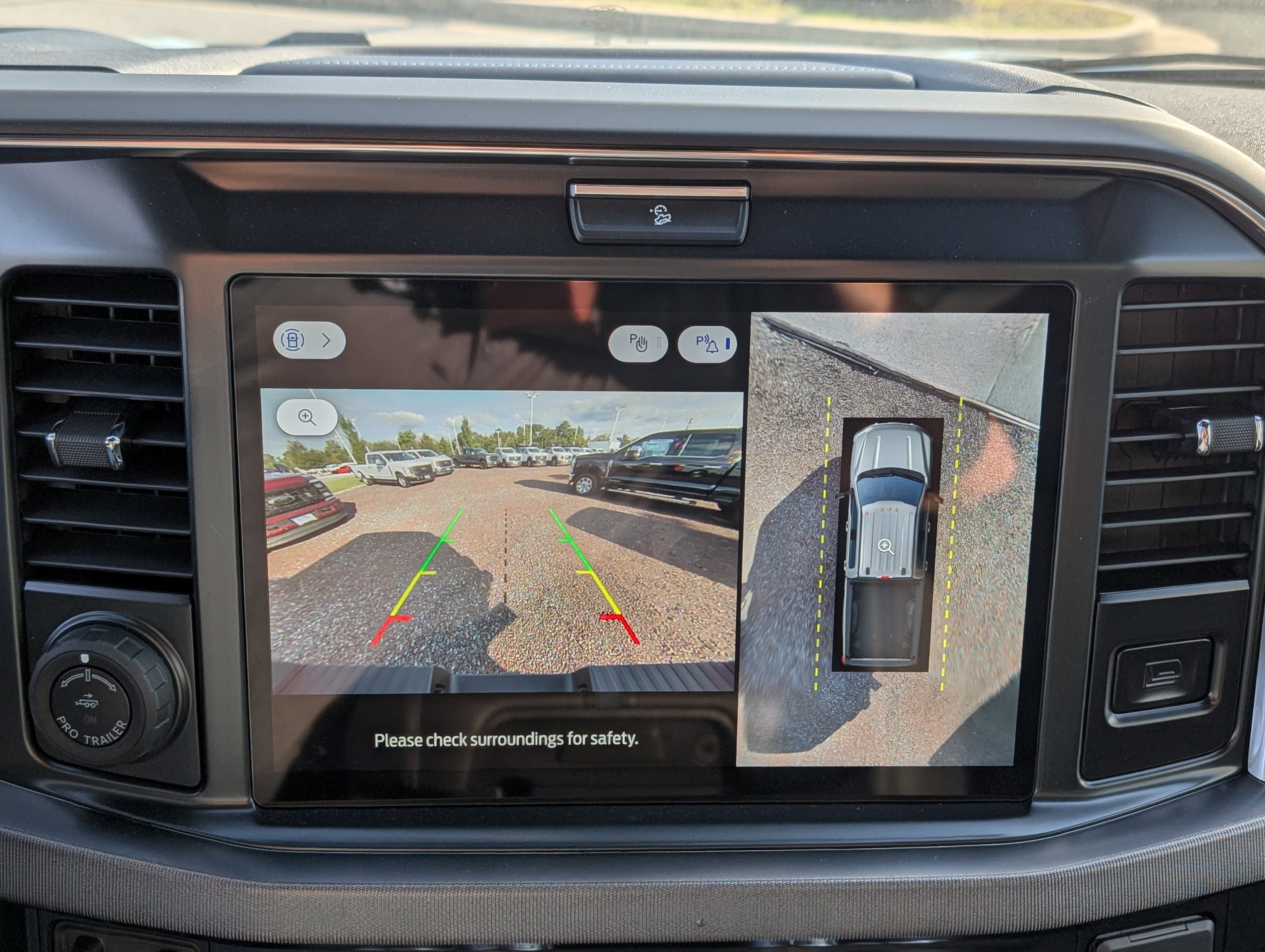 New 2026 Ford F250 Platinum w/ Tremor Off-Road Package image 32