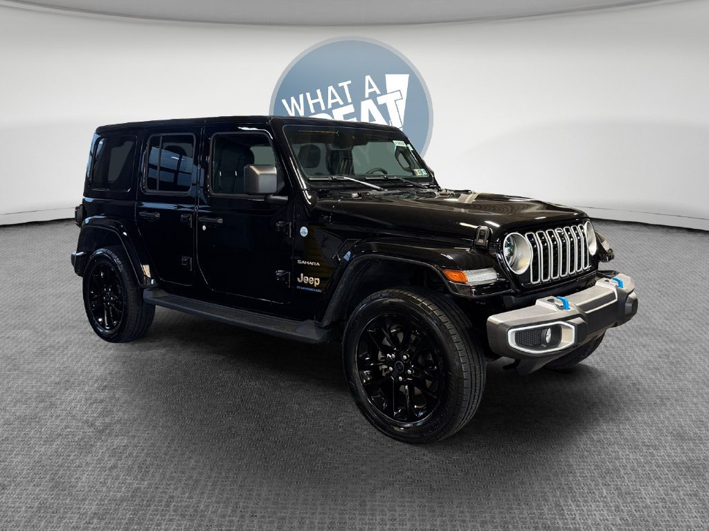 Used 2024 Jeep Wrangler Unlimited Sahara w/ Technology Group