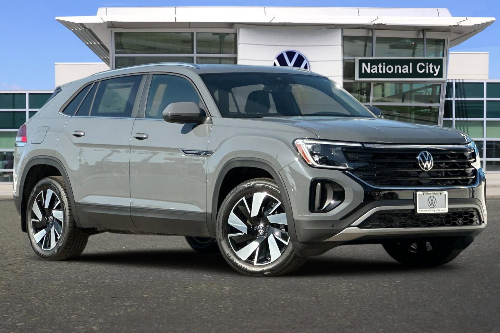 New 2026 Volkswagen Atlas Cross Sport SE image 2