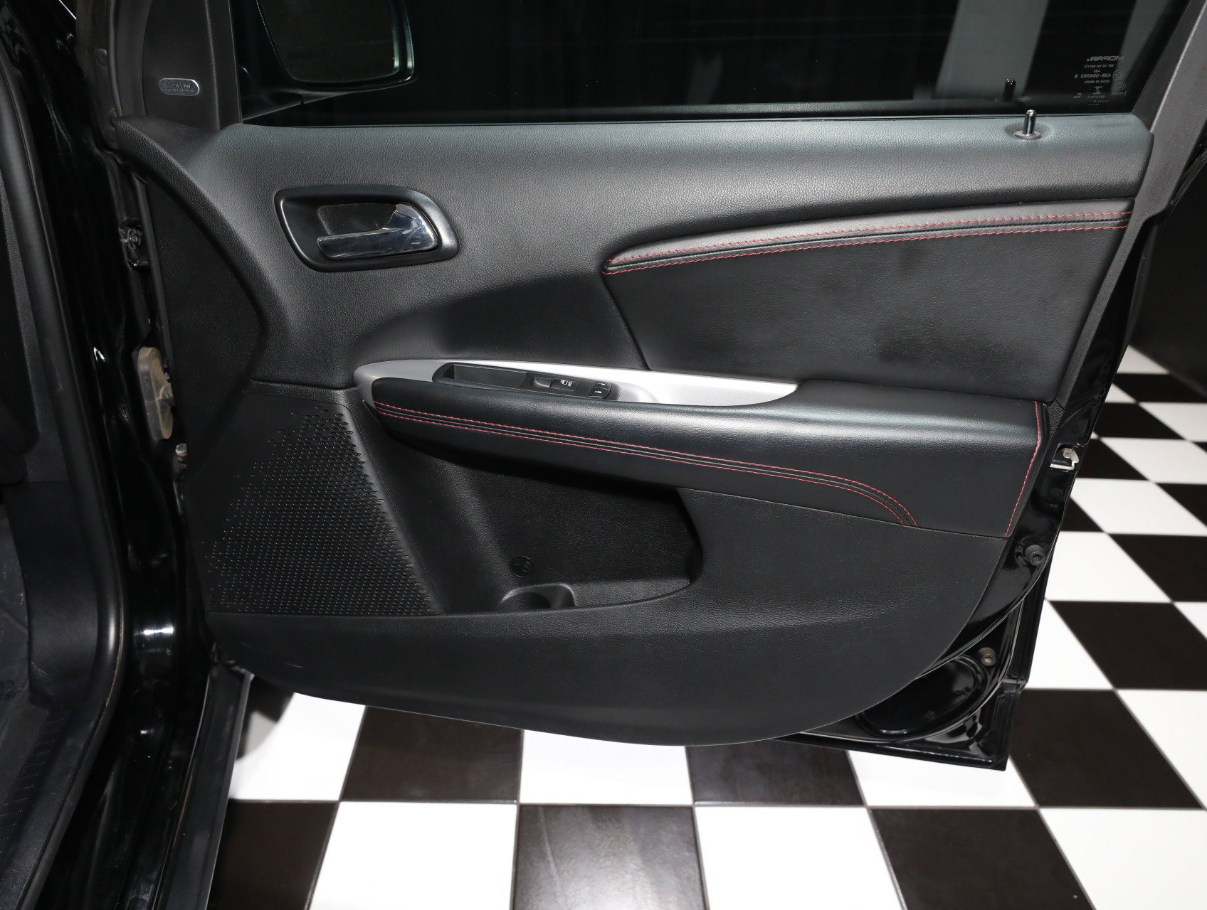 Used 2017 Dodge Journey GT AWD/4WD image 29