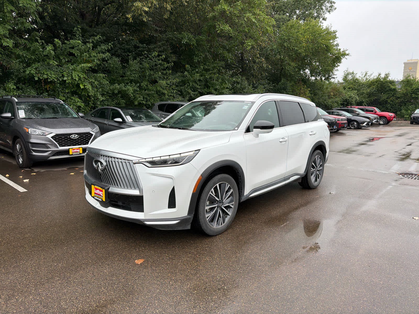 Used 2026 INFINITI QX60 Luxe AWD/4WD image 4