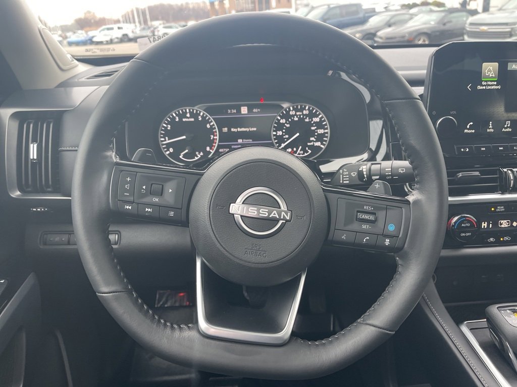 Used 2023 Nissan Pathfinder SL w/ SL Premium Package image 19