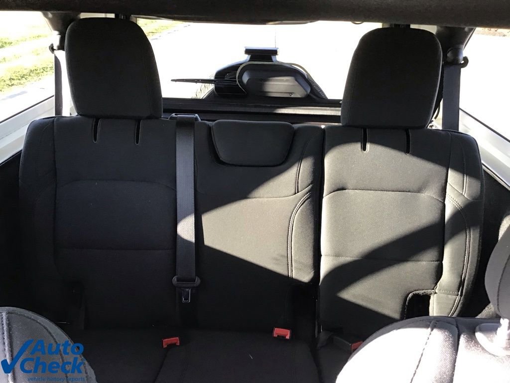 Used 2019 Jeep Wrangler Unlimited Sport S image 16