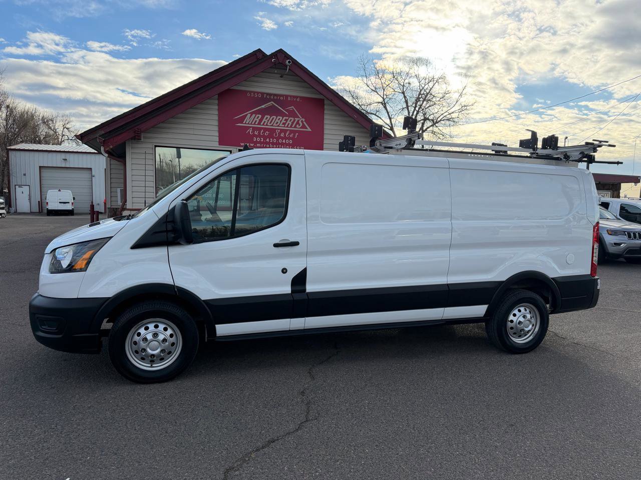 Used 2021 Ford Transit 150 Low Roof AWD image 5