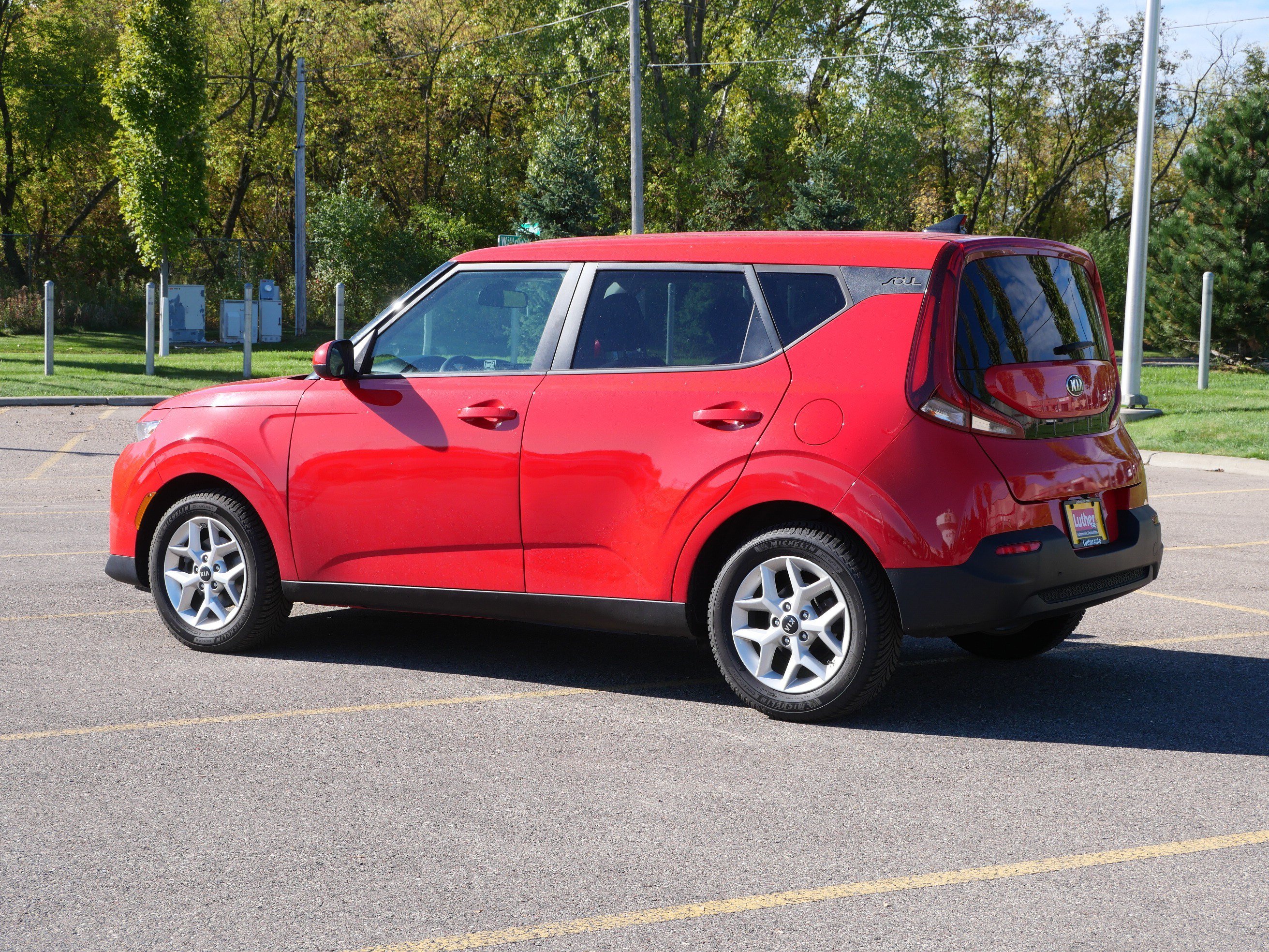 Used 2021 Kia Soul S FWD image 3