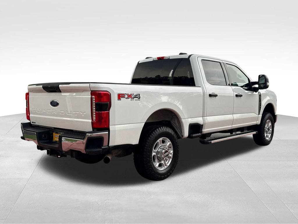 Certified 2025 Ford F250 XLT w/ 360-Degree Camera Package AWD/4WD image 9