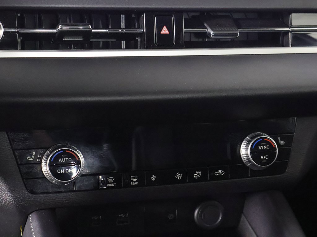 Used 2024 Mitsubishi Outlander SE image 46