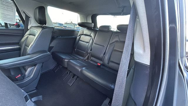 Used 2025 Lincoln Navigator Reserve image 18