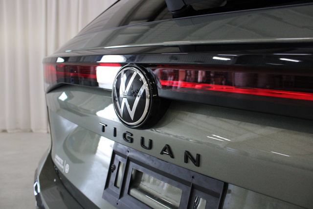 New 2026 Volkswagen Tiguan SE R-Line AWD/4WD image 31