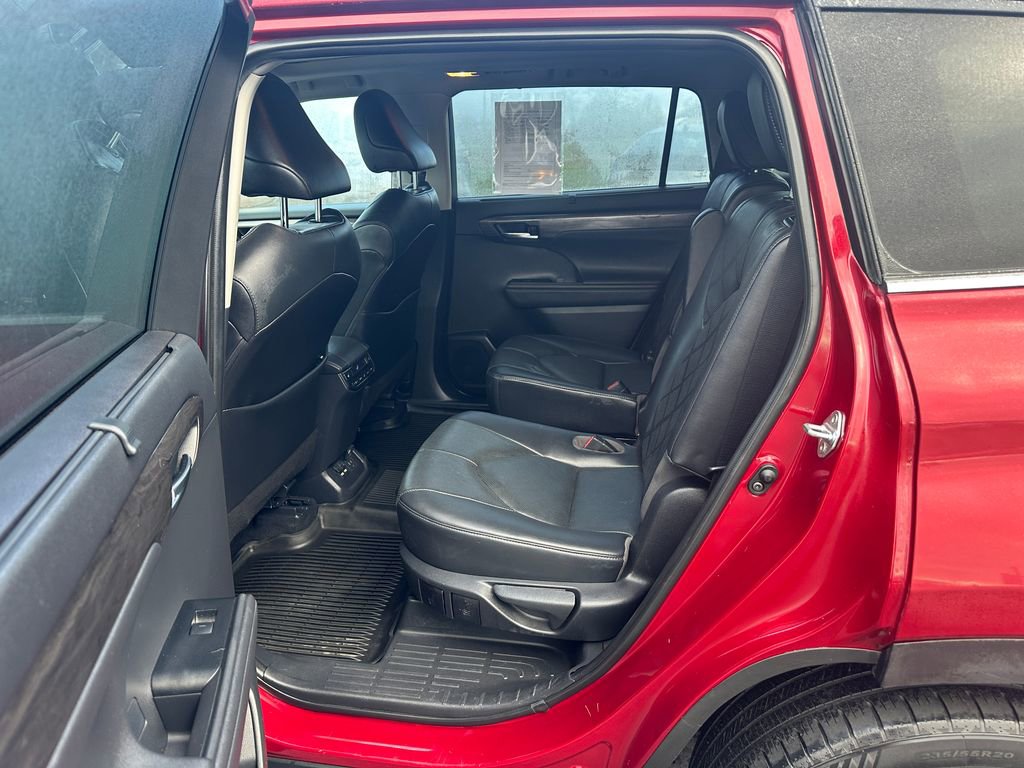 Used 2020 Toyota Highlander Platinum AWD/4WD image 14