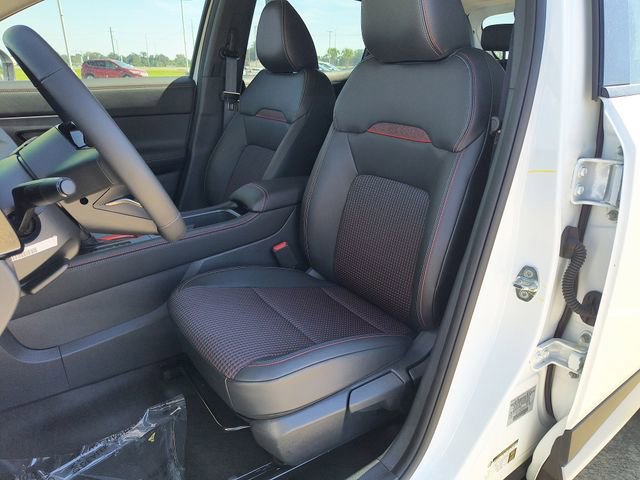 New 2025 Nissan Kicks SR image 7