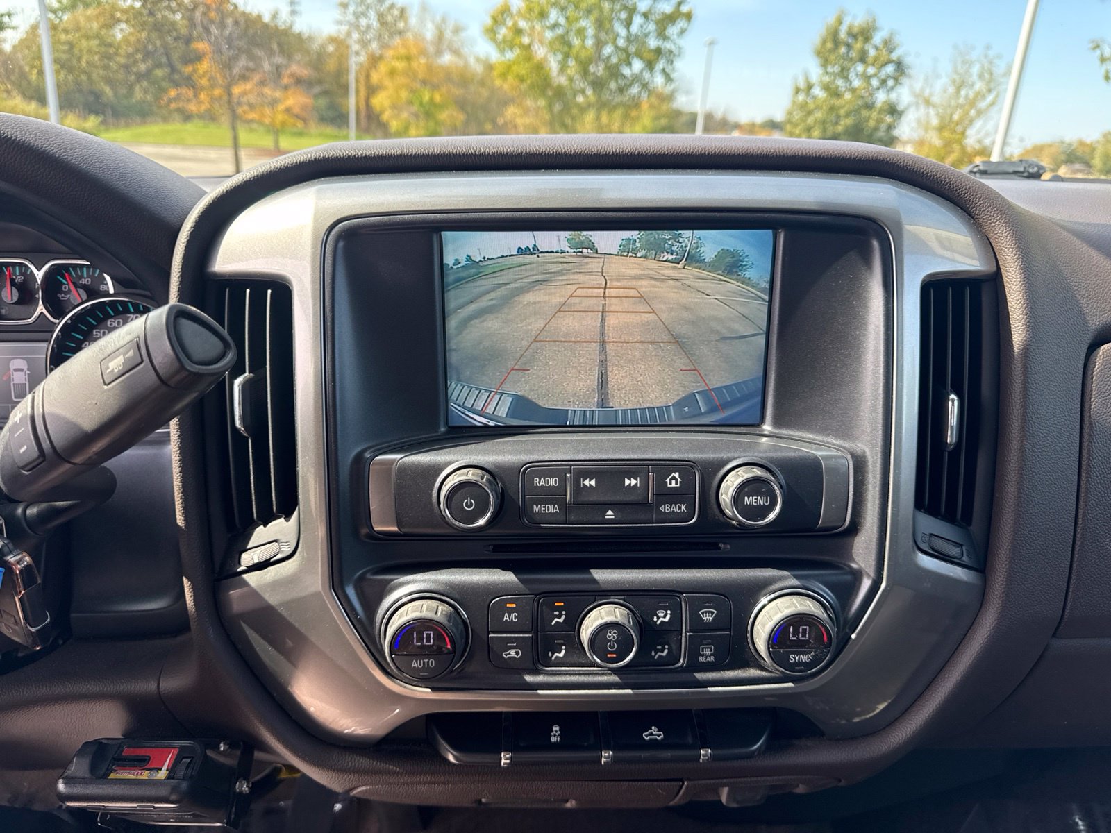 Used 2018 Chevrolet Silverado 1500 LT w/ All Star Edition AWD/4WD image 21