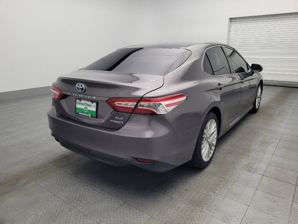 Used 2018 Toyota Camry XLE image 9