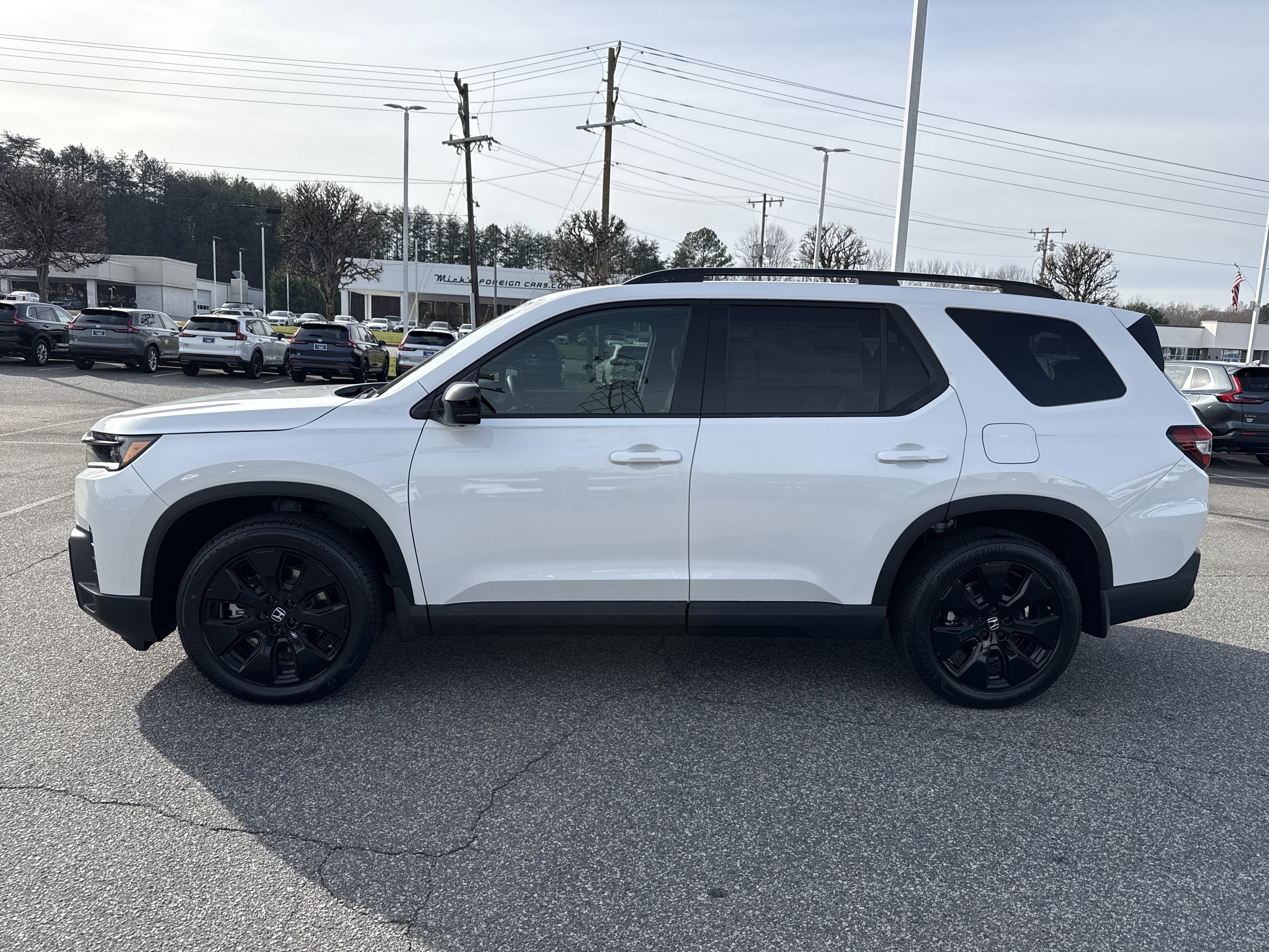 New 2026 Honda Pilot Black Edition image 6