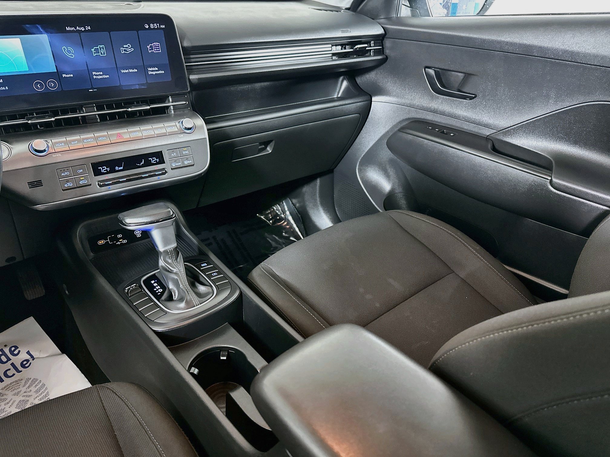 Certified 2024 Hyundai Kona SEL FWD image 21