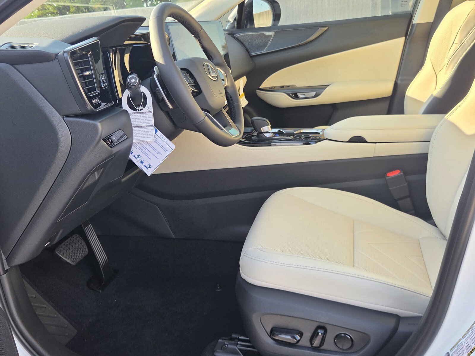 New 2026 Lexus NX 350 AWD w/ Cold Area Package image 12