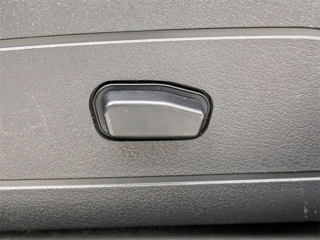 Certified 2017 Jeep Compass High Altitude image 14