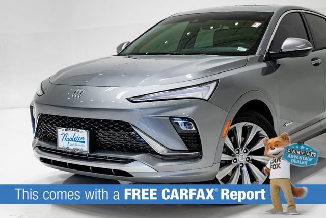 Used 2025 Buick Envista Avenir FWD image 2
