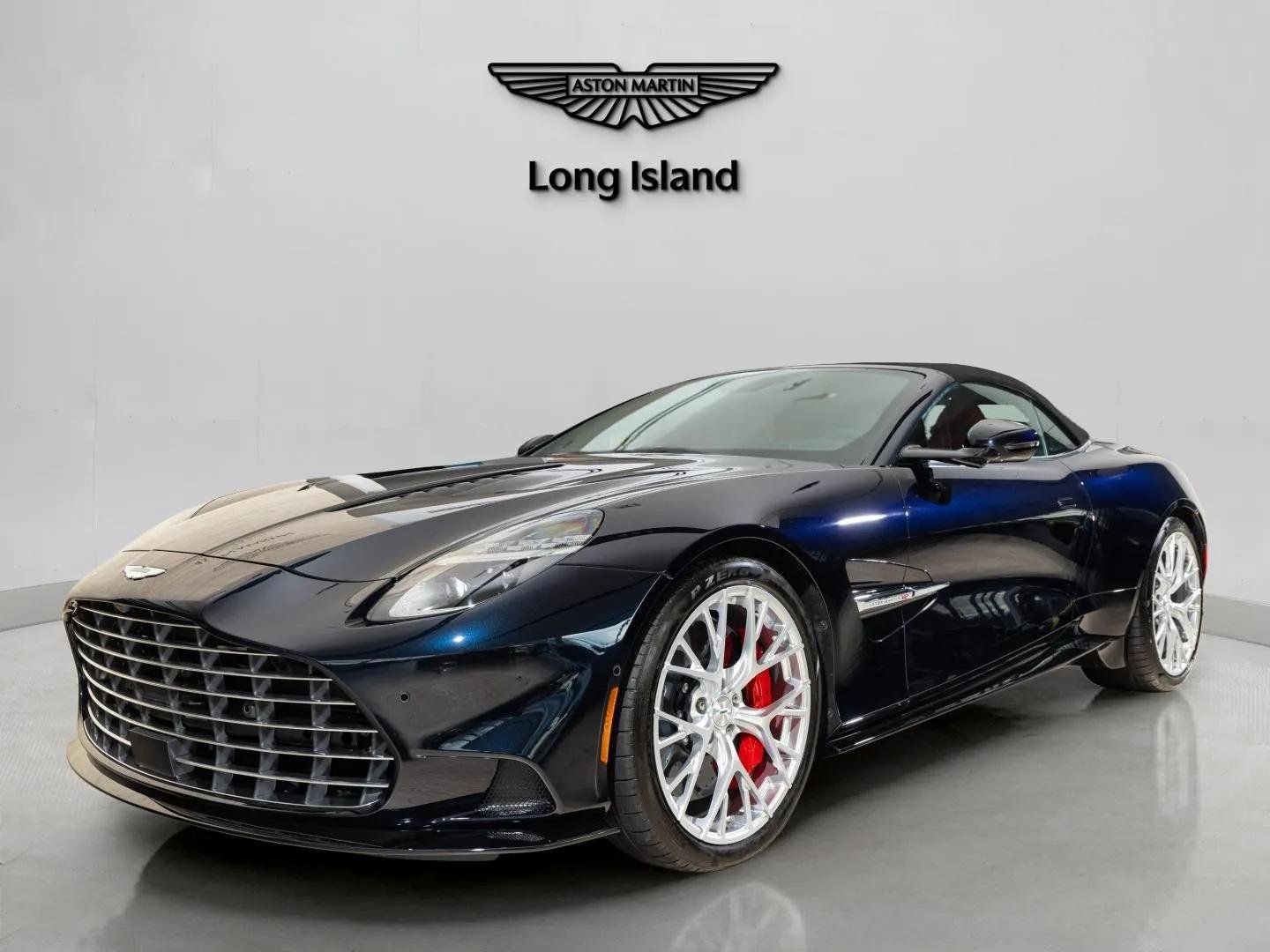 New 2026 Aston Martin Vanquish Convertible image 29