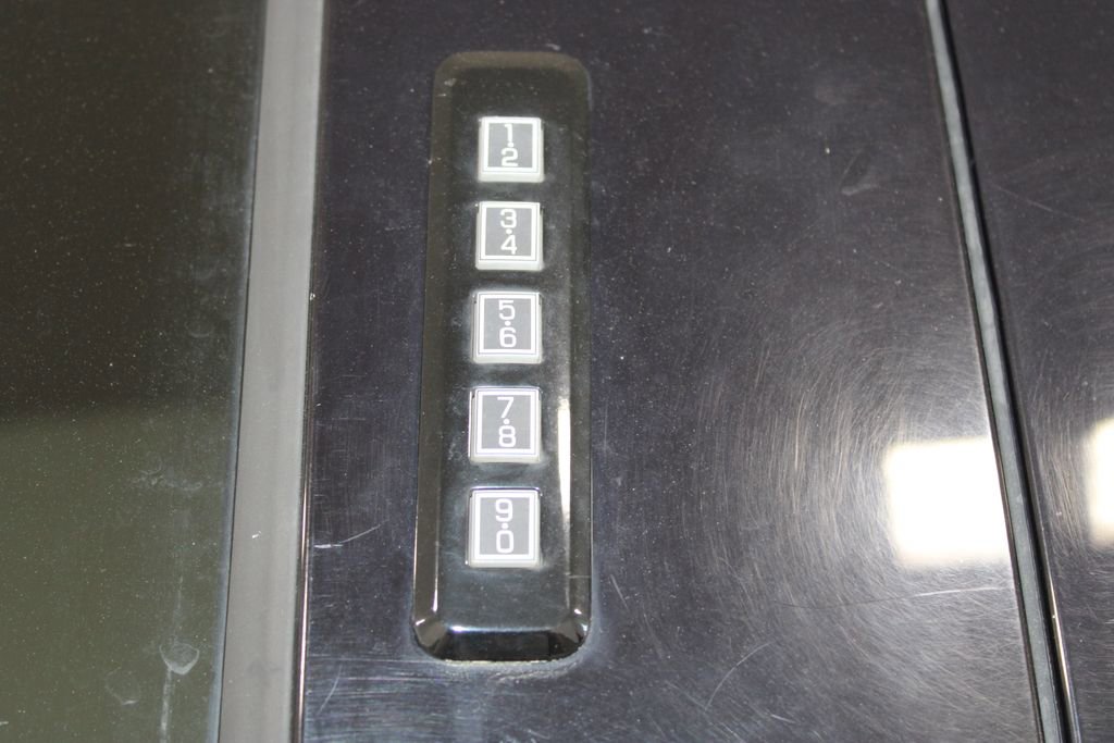 Used 2019 Ford F150 Lariat image 16