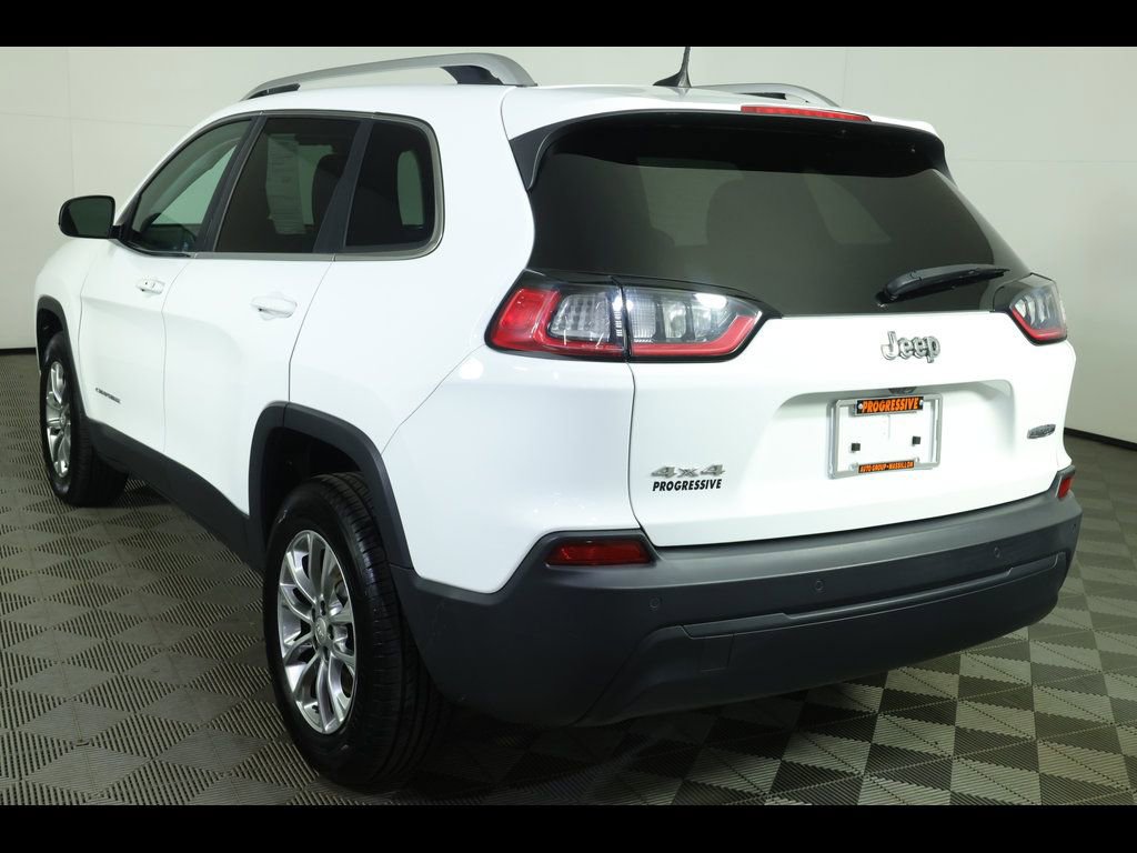 Used 2020 Jeep Cherokee Latitude Plus w/ Cold Weather Group AWD/4WD image 6