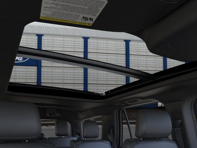 New 2025 Ford Expedition Platinum w/ Stealth Appearance Package image 22