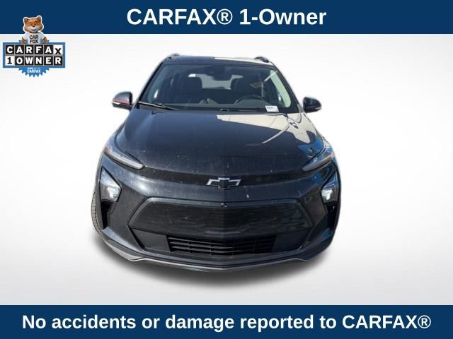 Used 2023 Chevrolet Bolt EUV Premier w/ Sun & Sound Package FWD image 2