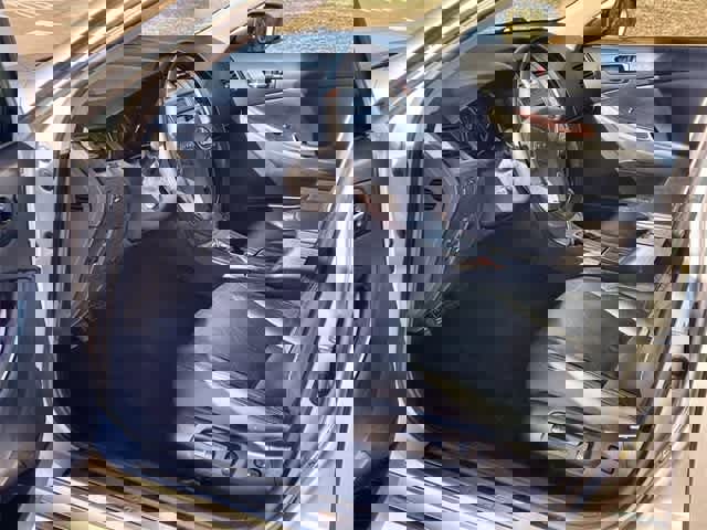 Used 2011 Lexus ES 350 image 3