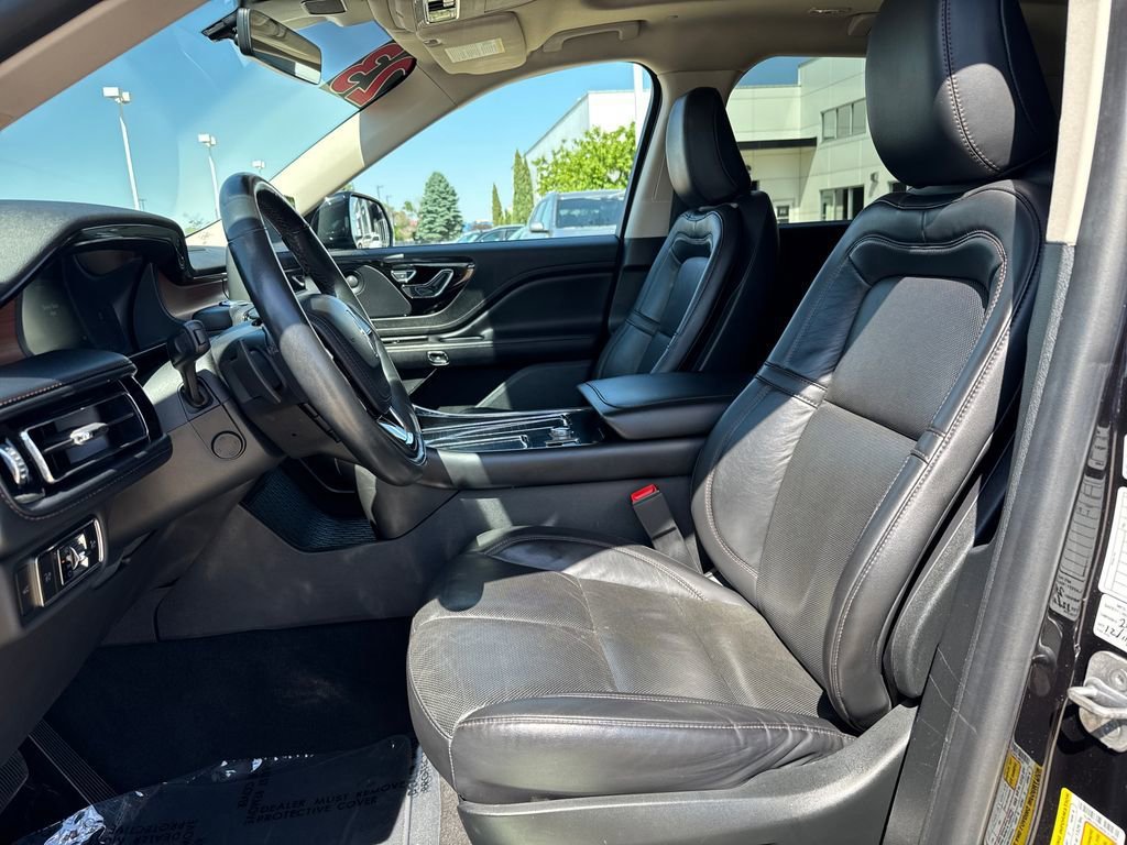 Used 2023 Lincoln Aviator Reserve AWD/4WD image 13