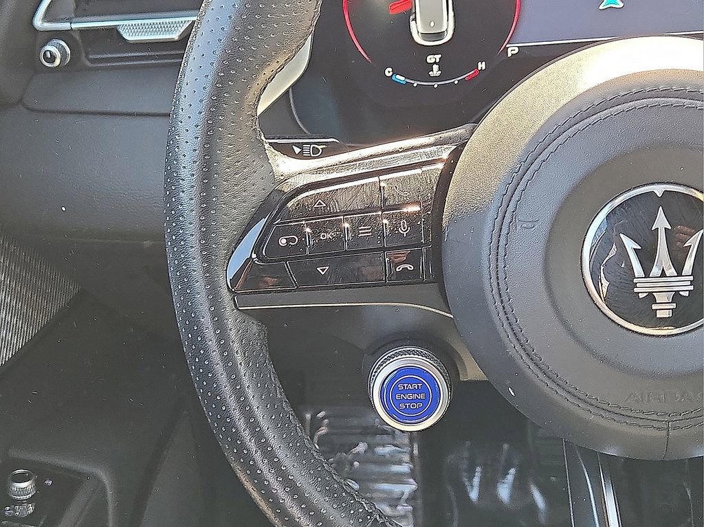 Used 2024 Maserati Grecale GT image 20