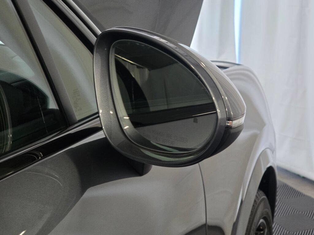 New 2026 Porsche Cayenne AWD/4WD image 30