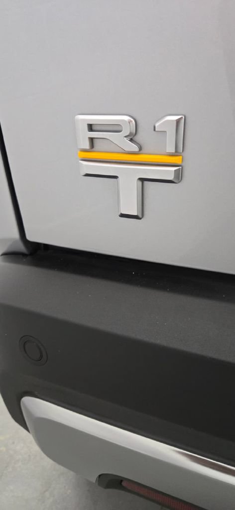 Used 2022 Rivian R1T Adventure AWD/4WD image 6