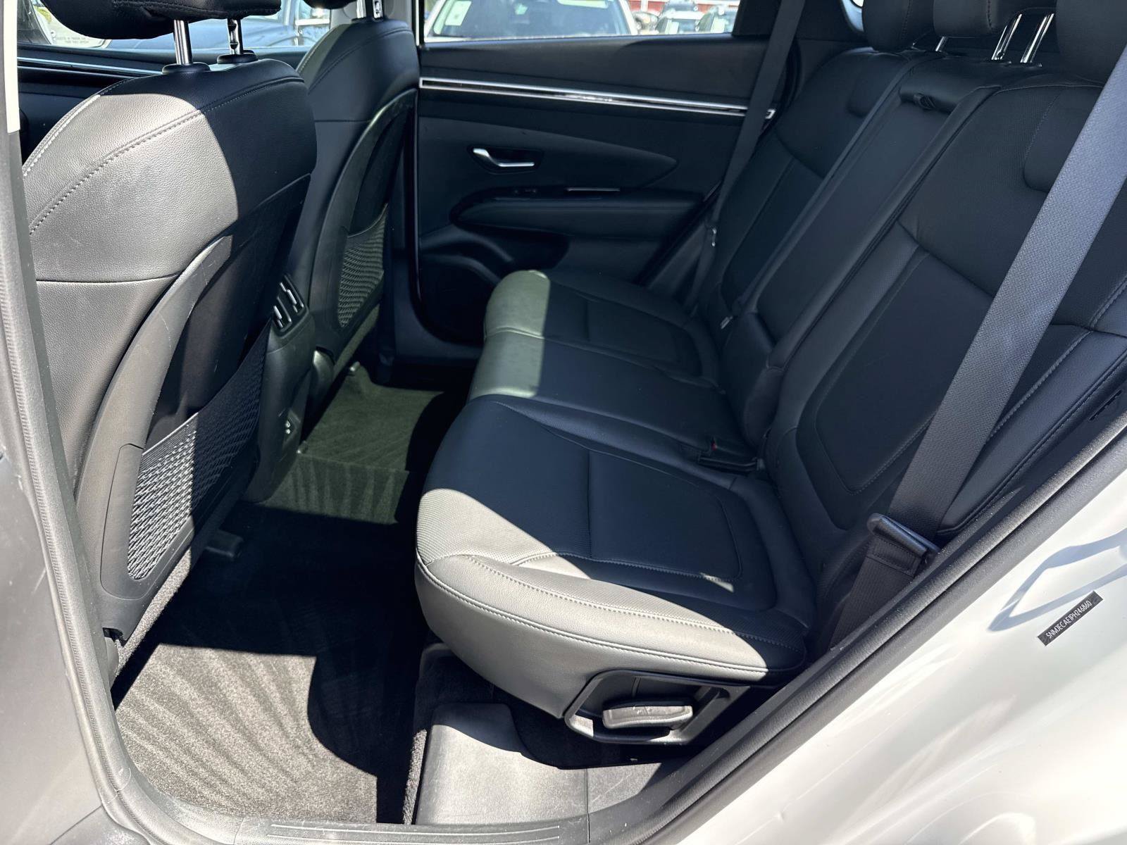 Used 2023 Hyundai Tucson Limited AWD/4WD image 23