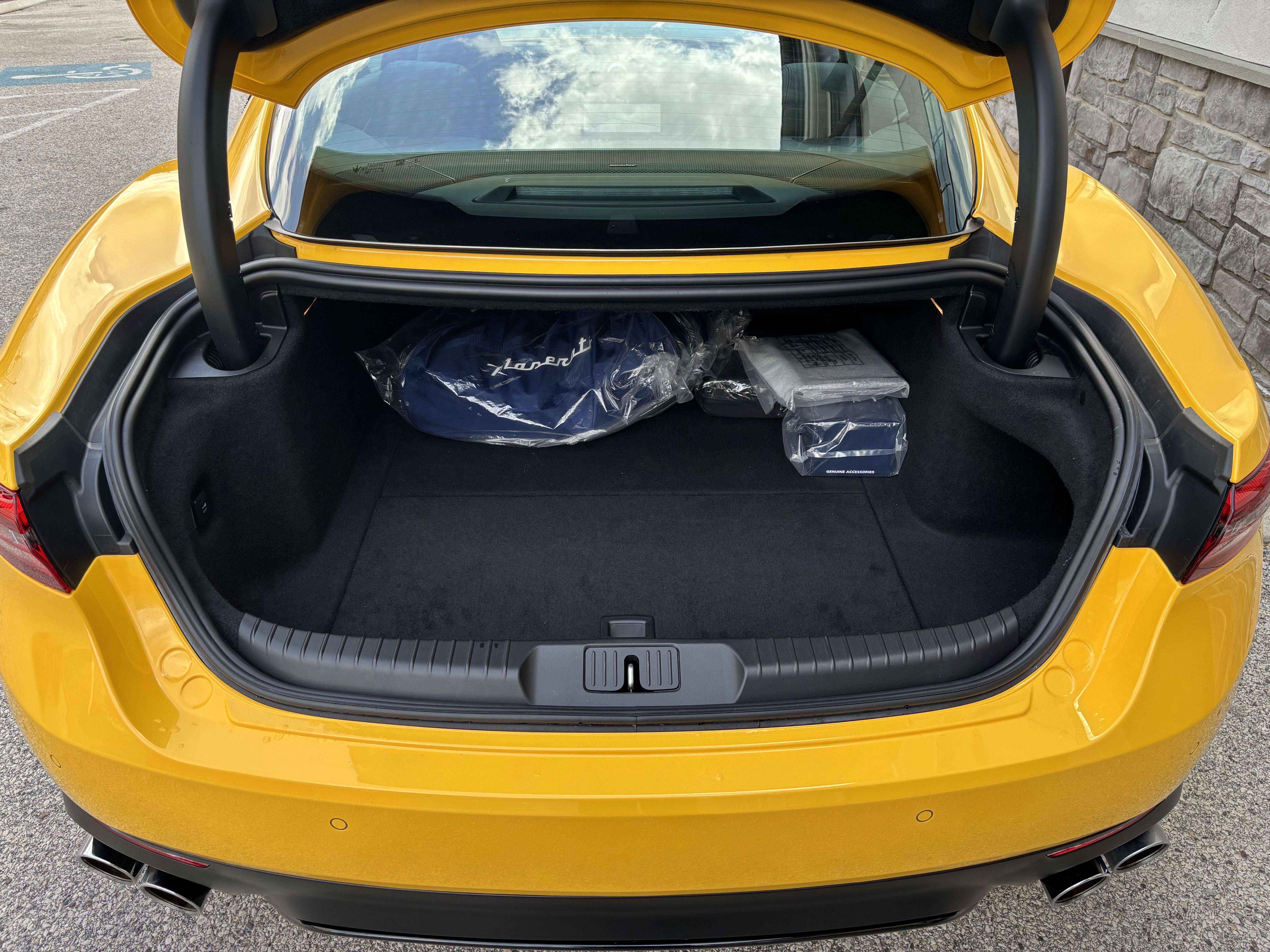 Used 2024 Maserati GranTurismo Modena image 16