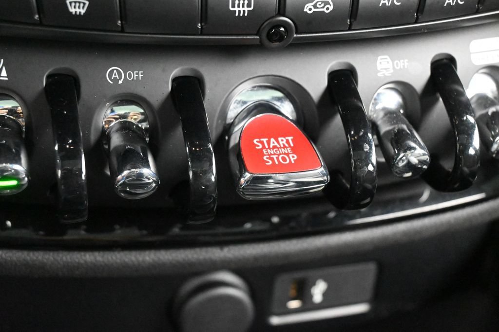 Used 2023 MINI Cooper Clubman John Cooper Works AWD/4WD image 21