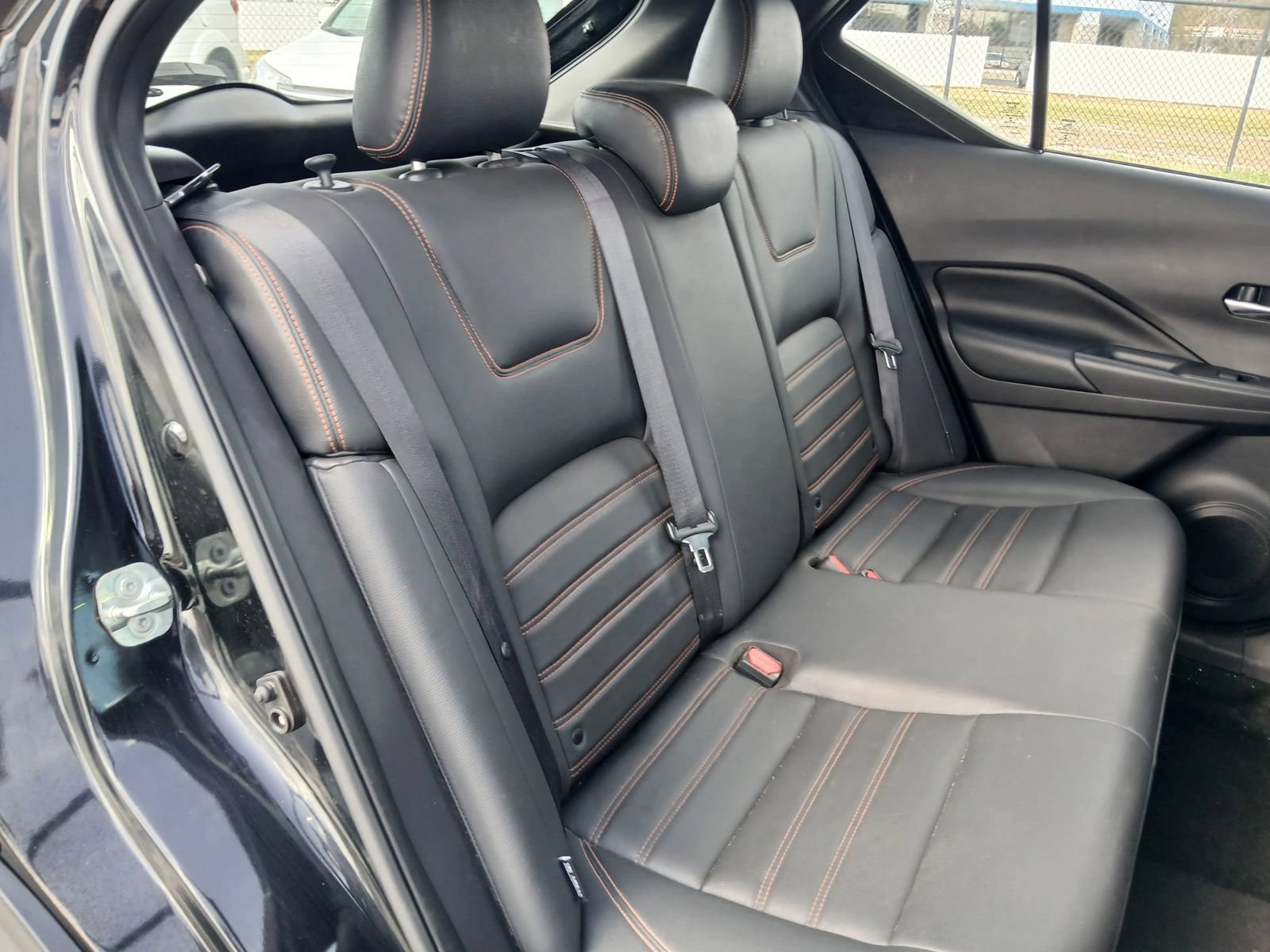 Used 2020 Nissan Kicks SR w/ SR Premium Package FWD image 17
