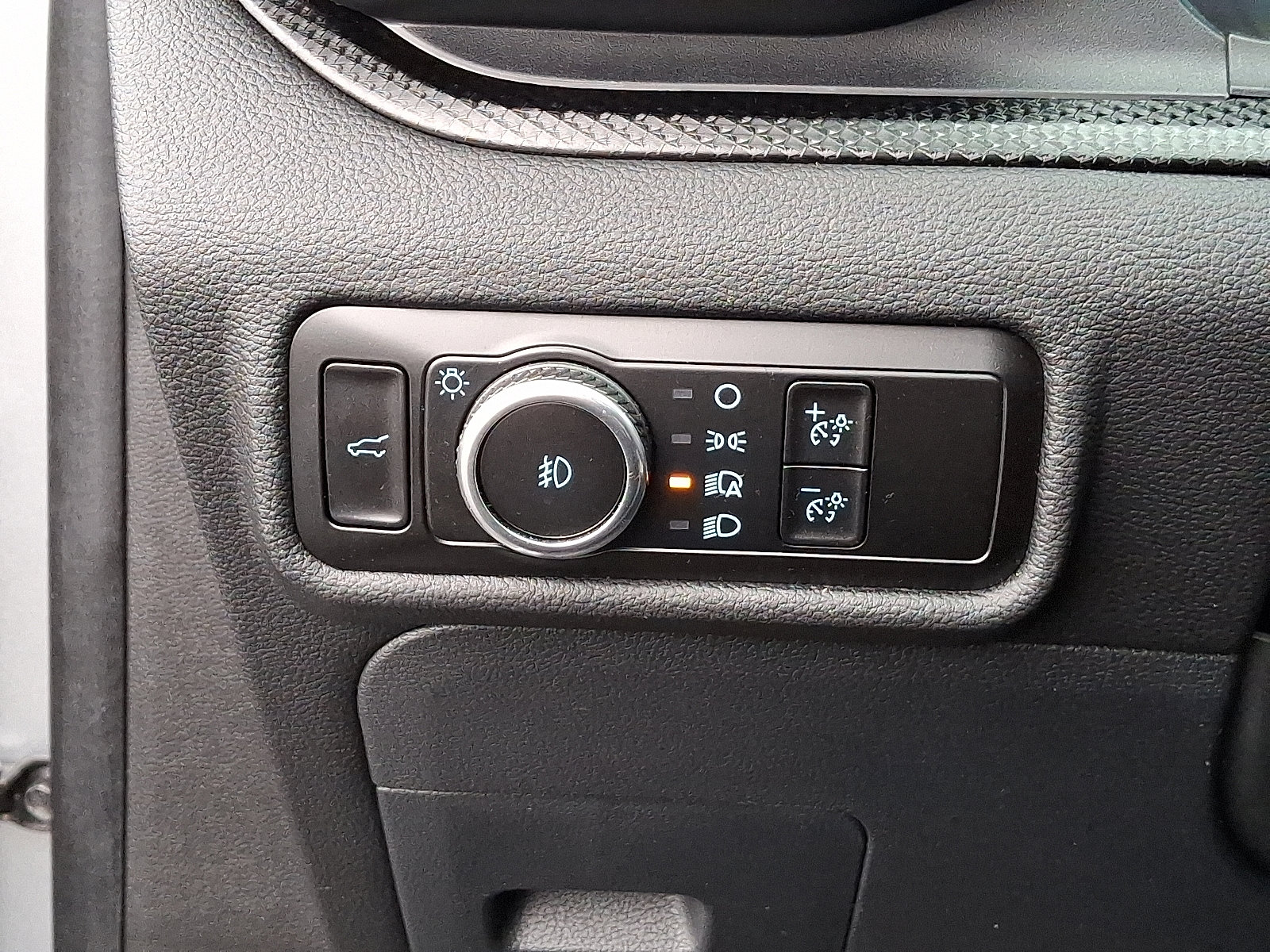 Certified 2023 Ford Explorer ST w/ Equipment Group 401A image 28