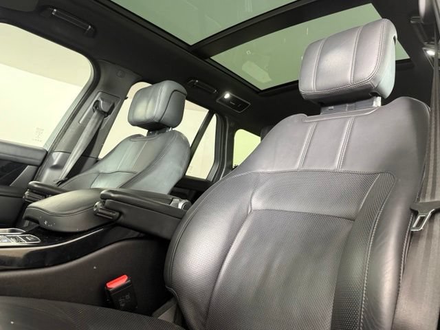 Used 2019 Land Rover Range Rover HSE AWD/4WD image 5