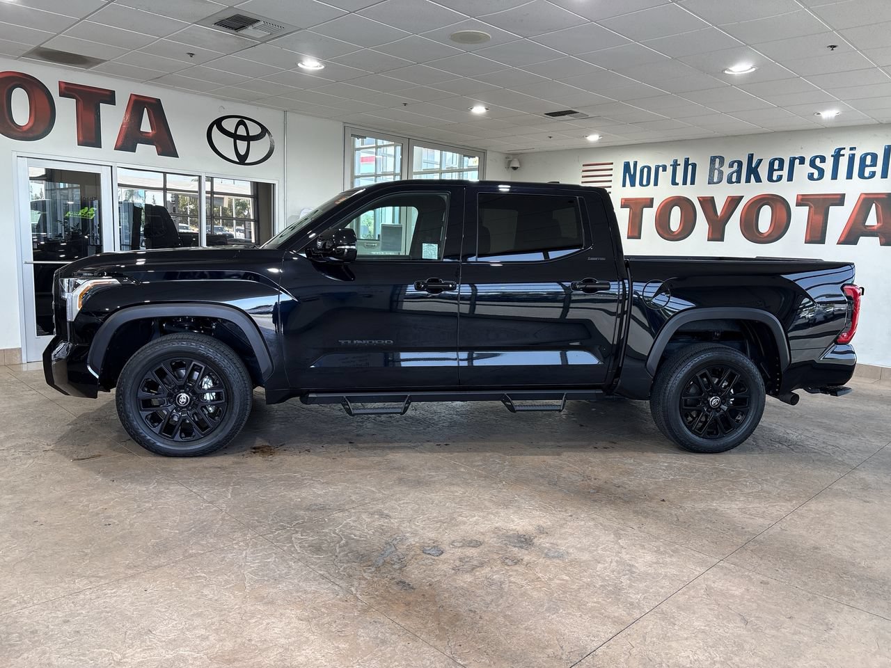 Certified 2026 Toyota Tundra Limited AWD/4WD image 7