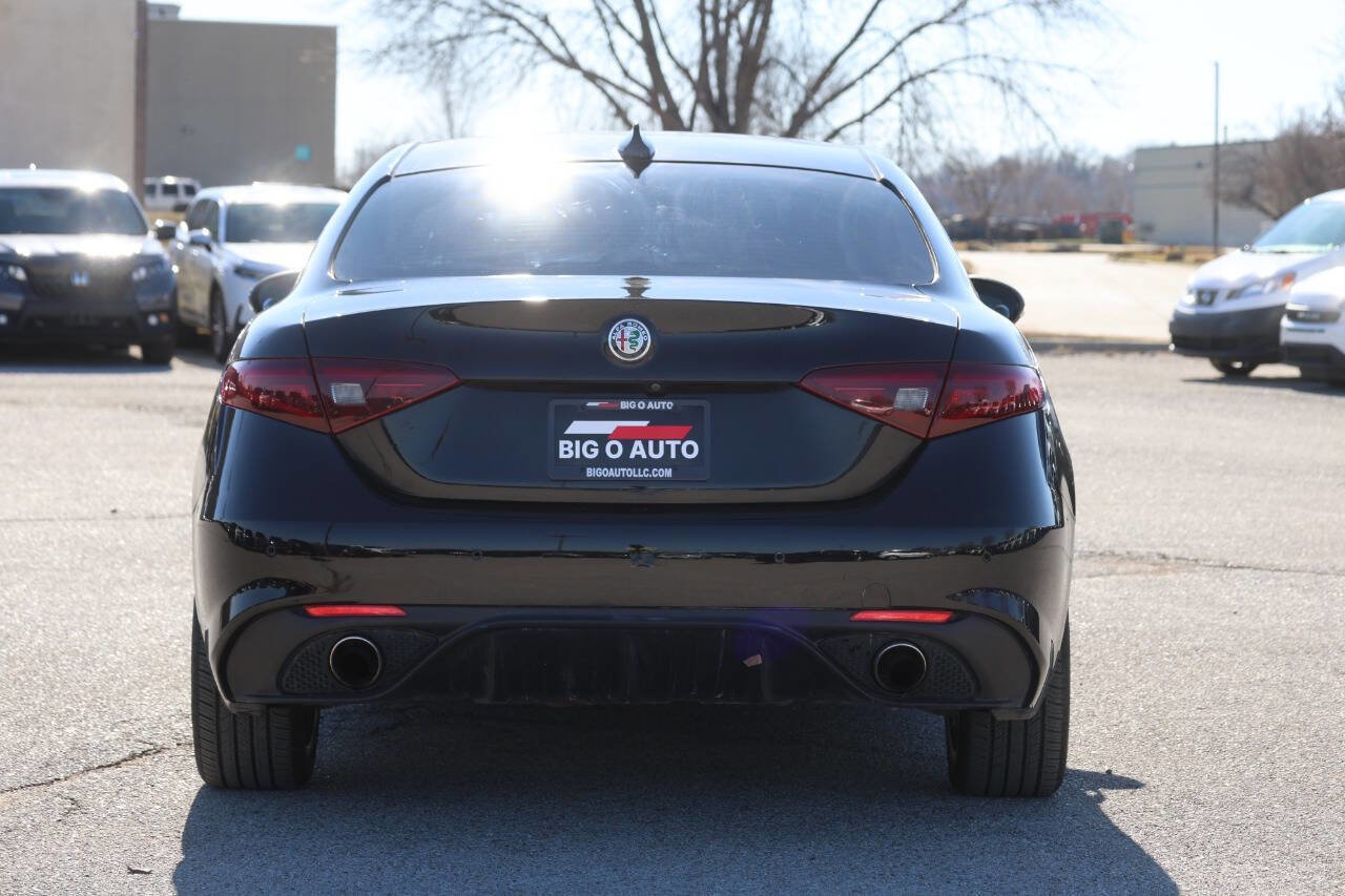 Used 2020 Alfa Romeo Giulia Sprint w/ Cold Weather Package image 10