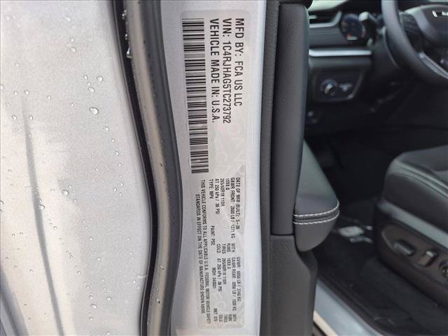 New 2026 Jeep Grand Cherokee Laredo X AWD/4WD image 16