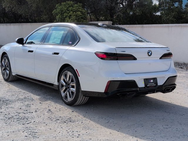 New 2026 BMW 760i xDrive AWD/4WD image 8