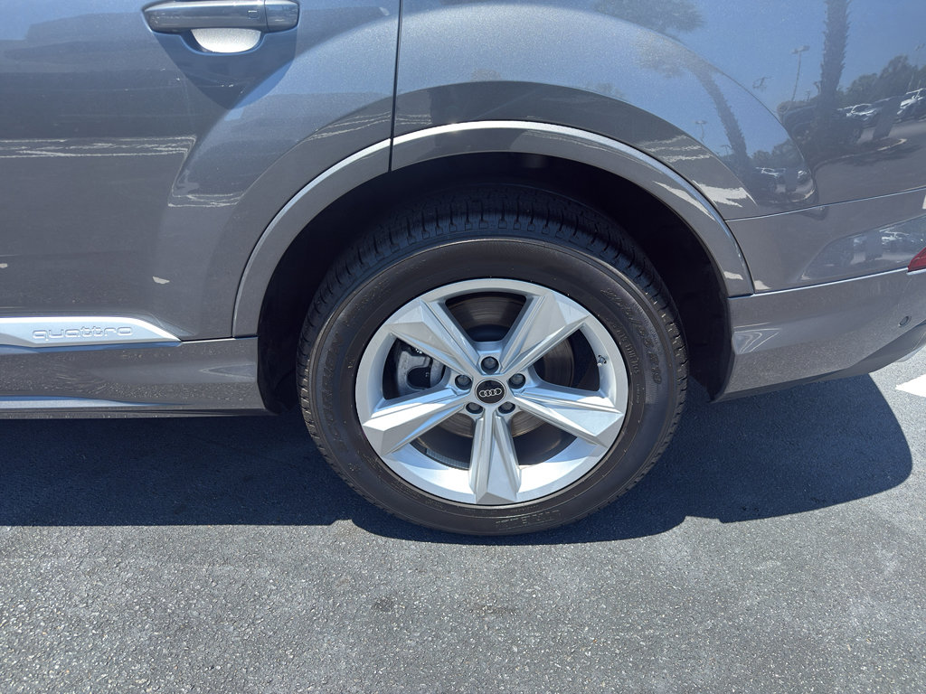 Used 2025 Audi Q7 2.0T Premium w/ Convenience Package AWD/4WD image 7