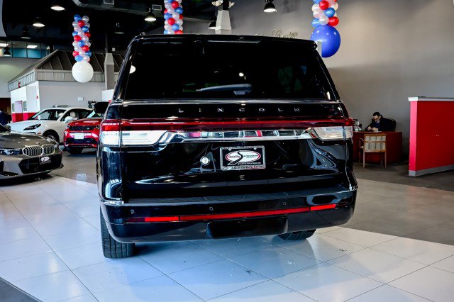 Used 2022 Lincoln Navigator L Black Label image 6