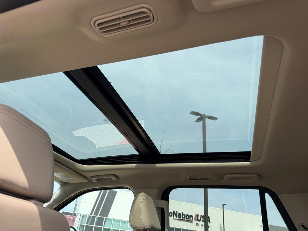 Used 2024 Ford Expedition Limited image 12