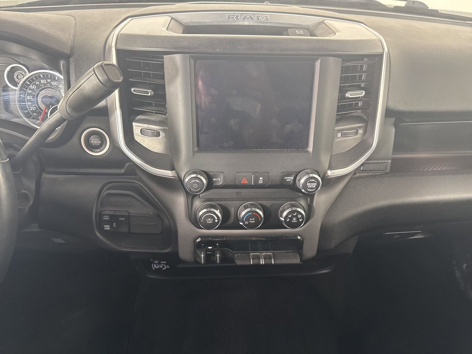 Used 2024 RAM 2500 Big Horn image 10