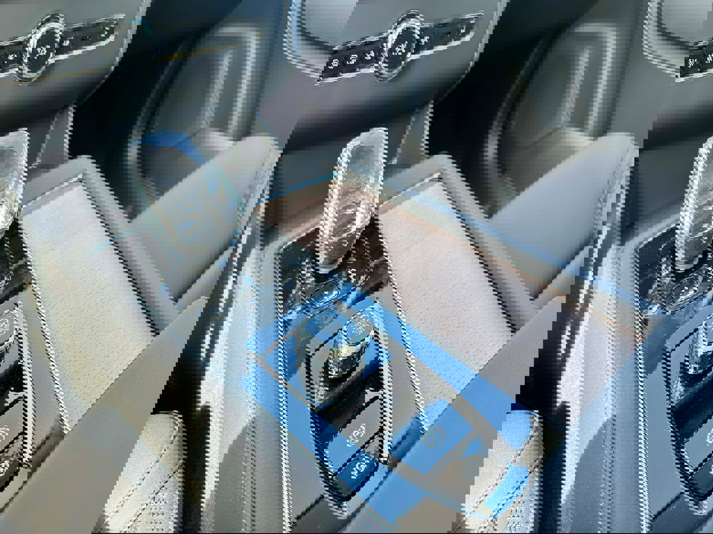 New 2026 Volvo XC90 B6 Core image 24