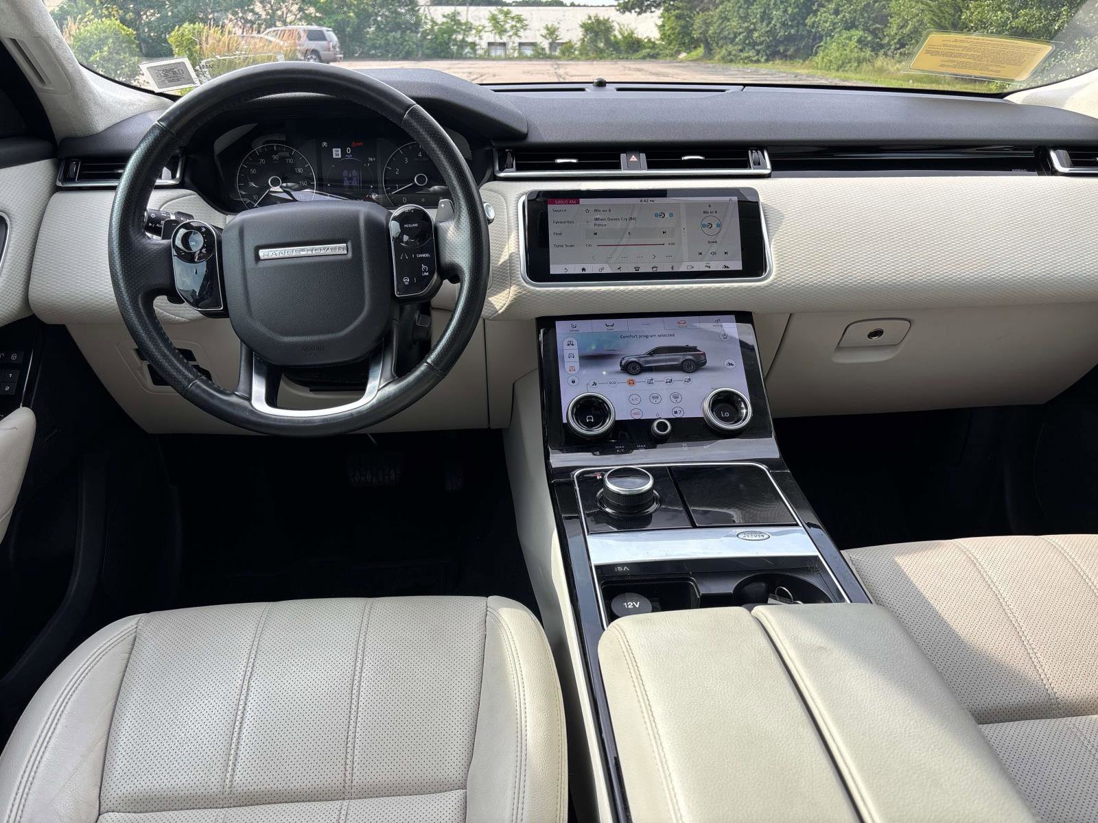 Used 2018 Land Rover Range Rover Velar S image 10